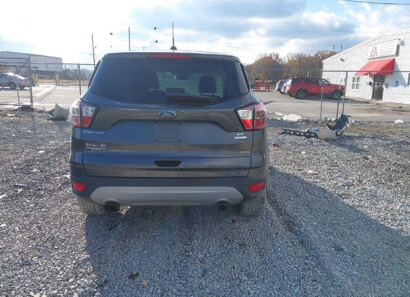 Photo 16 of 2017 Ford Escape SE (VIN 1FMCU0GD7HUF01848)