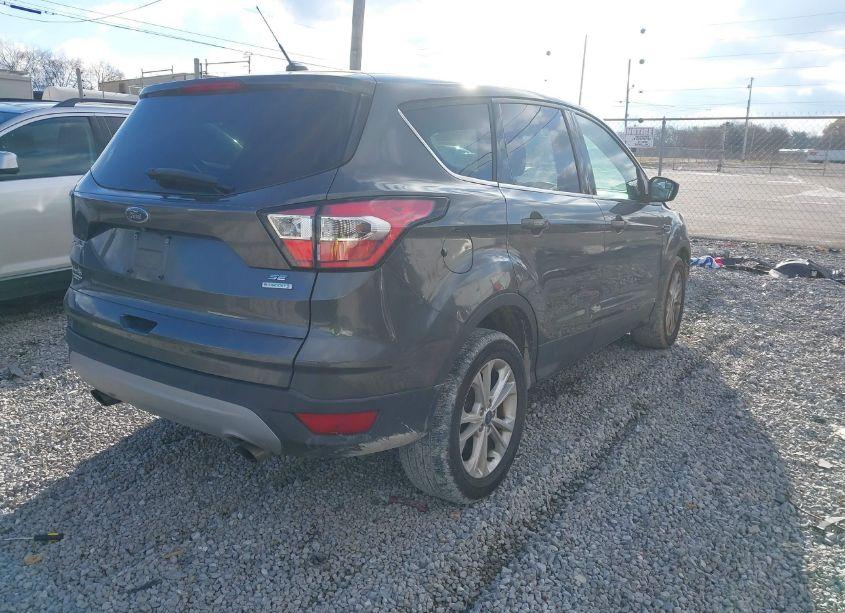 Photo 4 of 2017 Ford Escape SE (VIN 1FMCU0GD7HUF01848)