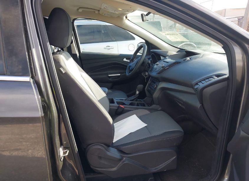 Photo 5 of 2017 Ford Escape SE (VIN 1FMCU0GD7HUF01848)