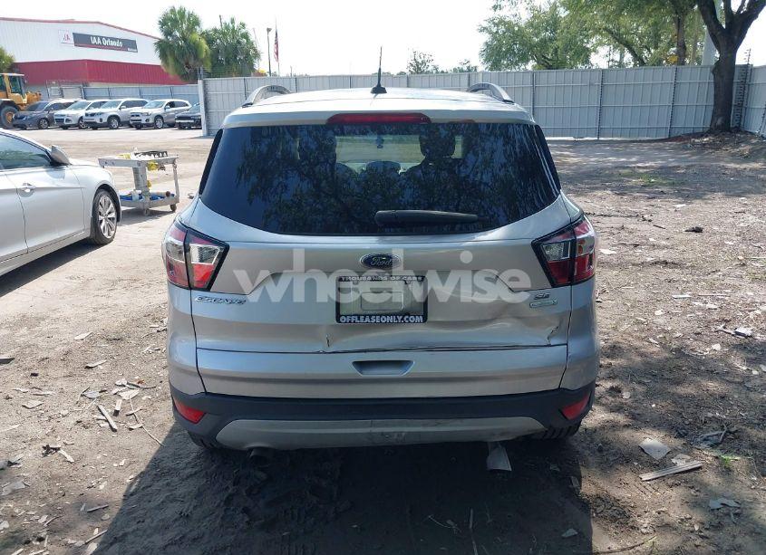 Photo 16 of 2018 Ford Escape SE (VIN 1FMCU0GD7JUA73219)