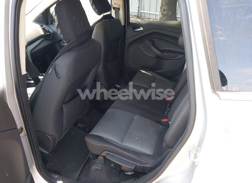 Photo 8 of 2018 Ford Escape SE (VIN 1FMCU0GD7JUA73219)