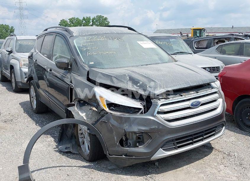 Photo 6 of 2018 Ford Escape SE (VIN 1FMCU0GD7JUB59260)