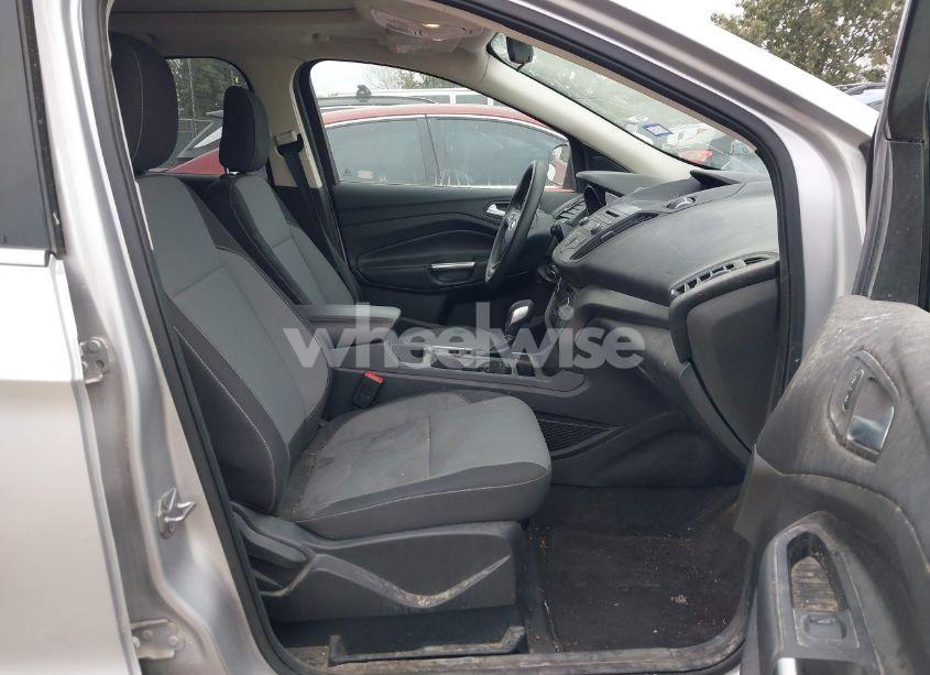 Photo 5 of 2018 Ford Escape SE (VIN 1FMCU0GD7JUB75362)