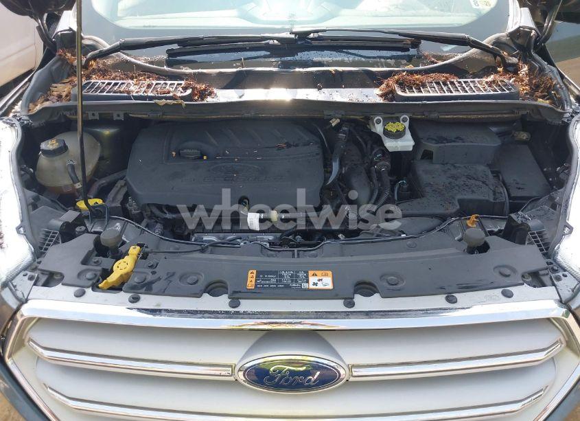 Photo 10 of 2018 Ford Escape SE (VIN 1FMCU0GD7JUC85649)