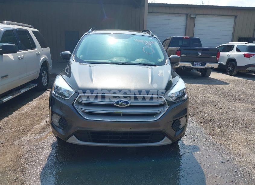 Photo 12 of 2018 Ford Escape SE (VIN 1FMCU0GD7JUC85649)