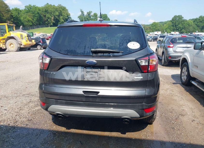 Photo 16 of 2018 Ford Escape SE (VIN 1FMCU0GD7JUC85649)