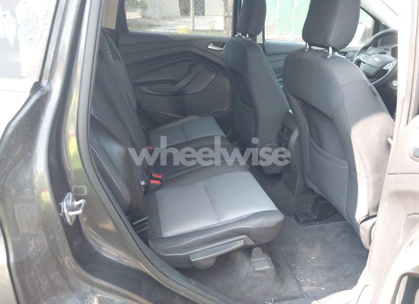 Photo 8 of 2018 Ford Escape SE (VIN 1FMCU0GD7JUC85649)