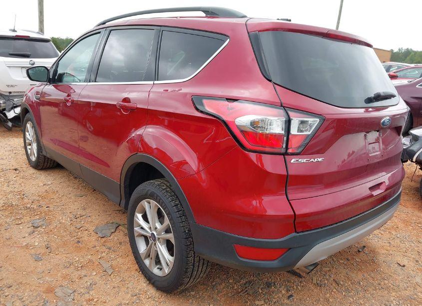 Photo 3 of 2018 Ford Escape SE (VIN 1FMCU0GD7JUD03468)