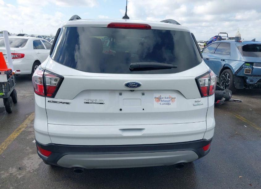 Photo 16 of 2018 Ford Escape SE (VIN 1FMCU0GD7JUD04216)