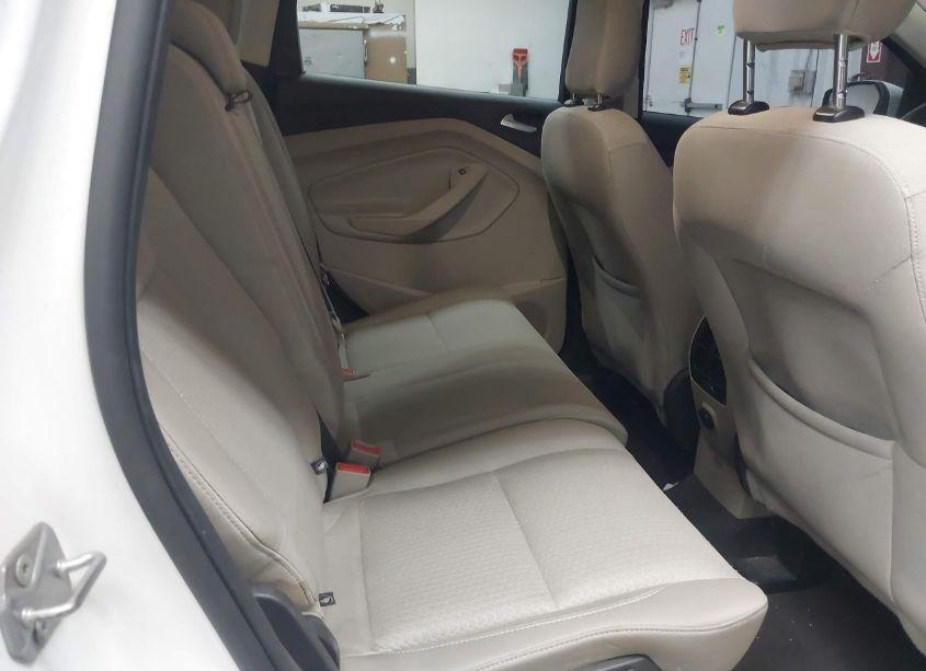 Photo 8 of 2018 Ford Escape SE (VIN 1FMCU0GD7JUD51956)