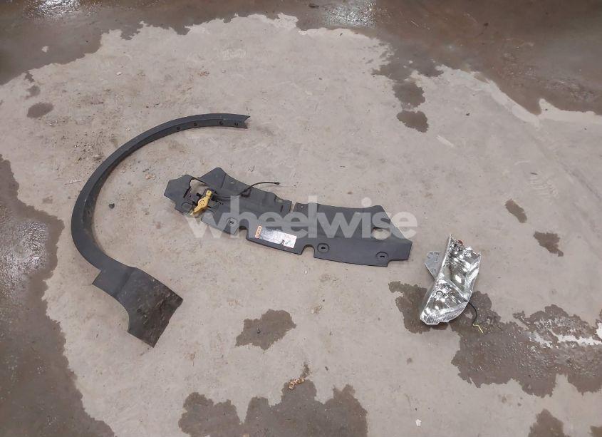 Photo 12 of 2018 Ford Escape SE (VIN 1FMCU0GD7JUD54663)