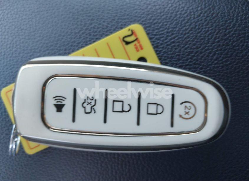 Photo 11 of 2019 Ford Escape SE (VIN 1FMCU0GD7KUA49858)