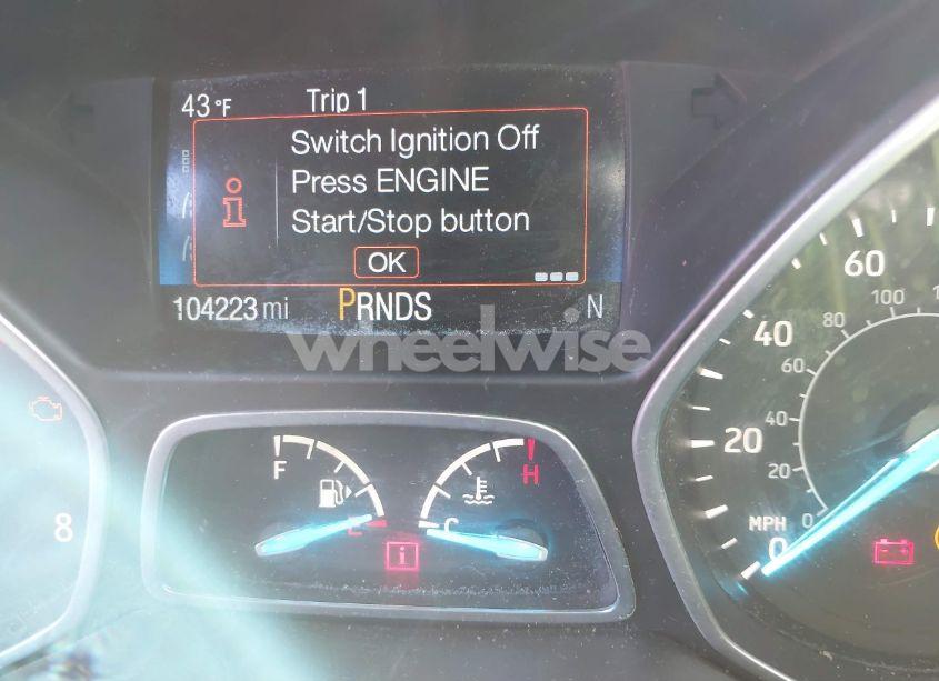 Photo 15 of 2019 Ford Escape SE (VIN 1FMCU0GD7KUA64747)