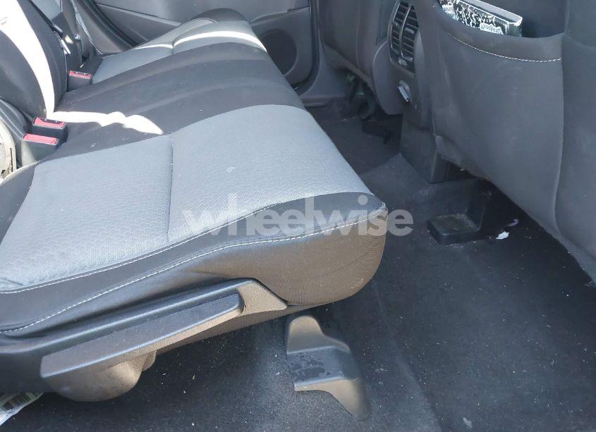 Photo 8 of 2019 Ford Escape SE (VIN 1FMCU0GD7KUA64747)