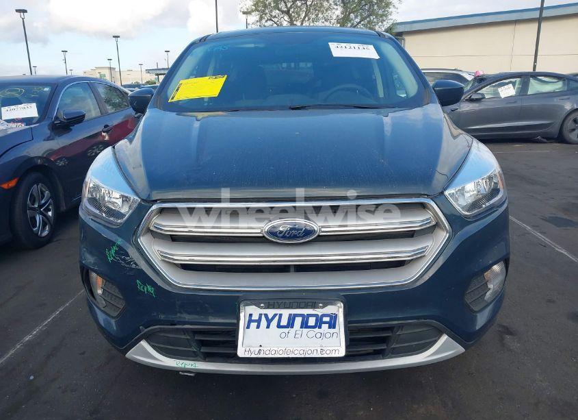 Photo 13 of 2019 Ford Escape SE (VIN 1FMCU0GD7KUB32397)