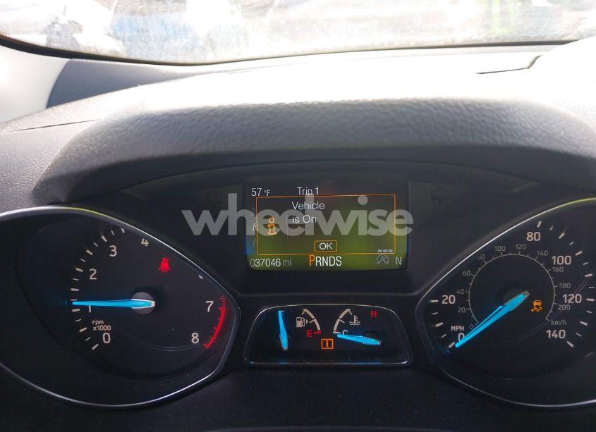 Photo 16 of 2019 Ford Escape SE (VIN 1FMCU0GD7KUB32397)