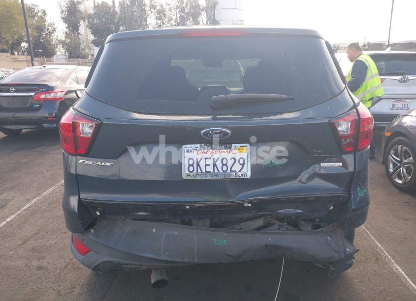 Photo 17 of 2019 Ford Escape SE (VIN 1FMCU0GD7KUB32397)