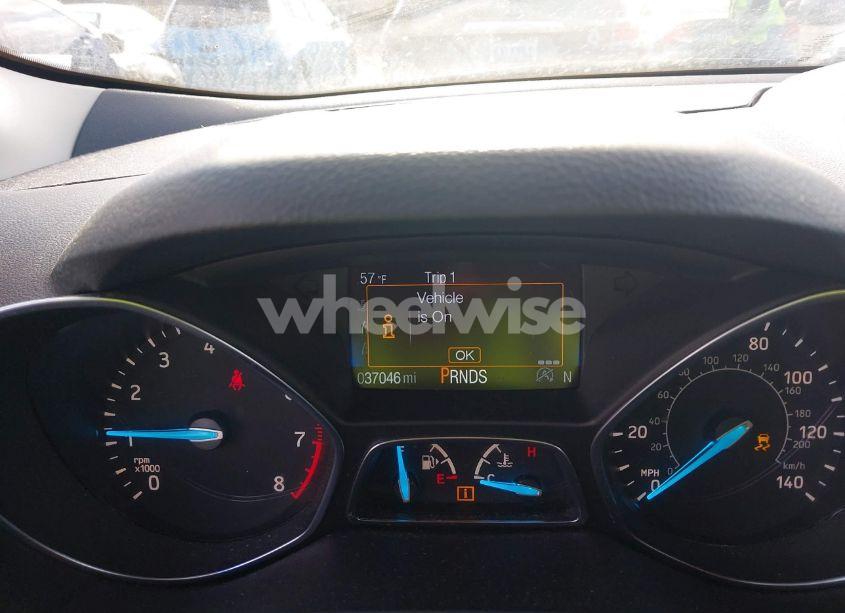 Photo 7 of 2019 Ford Escape SE (VIN 1FMCU0GD7KUB32397)