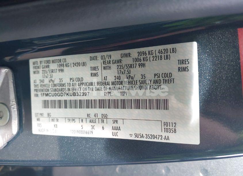 Photo 9 of 2019 Ford Escape SE (VIN 1FMCU0GD7KUB32397)