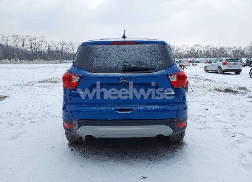 Photo 16 of 2019 Ford Escape SE (VIN 1FMCU0GD7KUB51838)