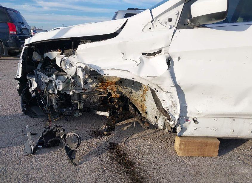 Photo 6 of 2019 Ford Escape SE (VIN 1FMCU0GD7KUC36971)