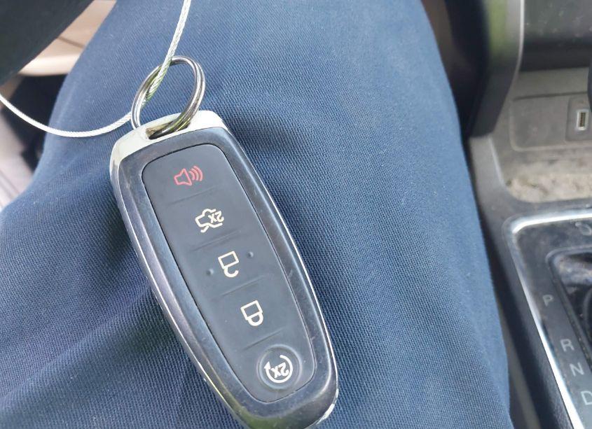 Photo 11 of 2019 Ford Escape SE (VIN 1FMCU0GD7KUC37019)