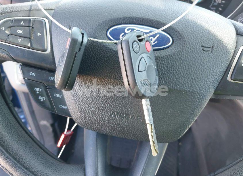 Photo 11 of 2017 Ford Escape SE (VIN 1FMCU0GD8HUA15128)