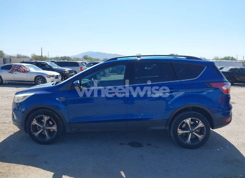 Photo 14 of 2017 Ford Escape SE (VIN 1FMCU0GD8HUA15128)