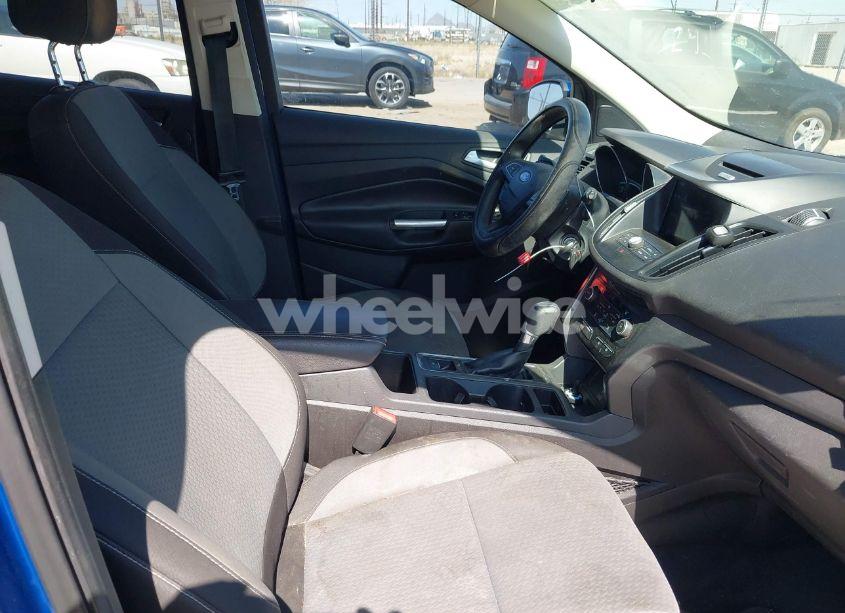 Photo 5 of 2017 Ford Escape SE (VIN 1FMCU0GD8HUA15128)