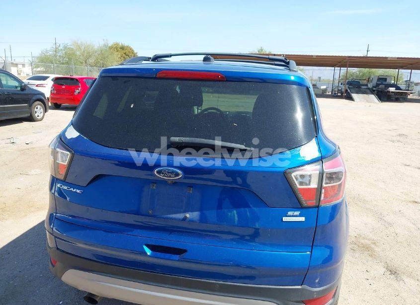 Photo 6 of 2017 Ford Escape SE (VIN 1FMCU0GD8HUA15128)