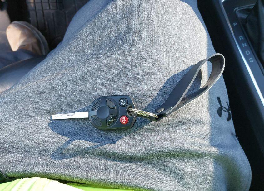 Photo 11 of 2017 Ford Escape SE (VIN 1FMCU0GD8HUA18613)