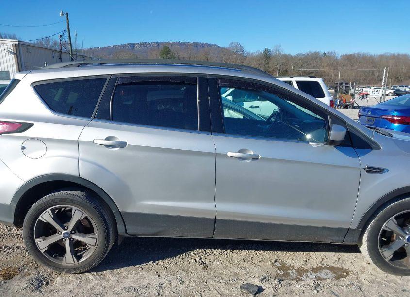 Photo 13 of 2017 Ford Escape SE (VIN 1FMCU0GD8HUA18613)