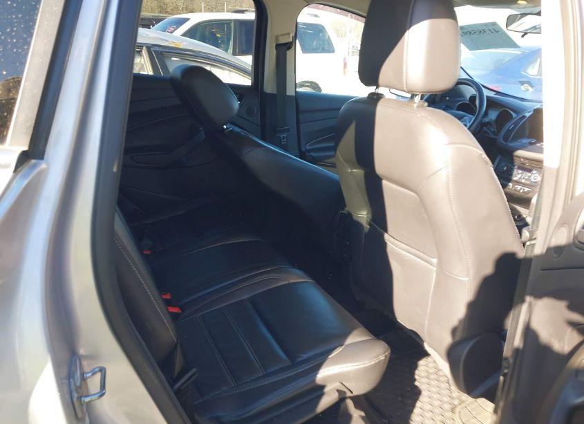 Photo 8 of 2017 Ford Escape SE (VIN 1FMCU0GD8HUA18613)