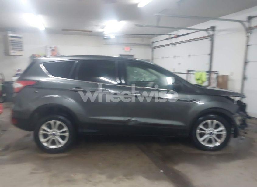 Photo 14 of 2017 Ford Escape SE (VIN 1FMCU0GD8HUA40689)
