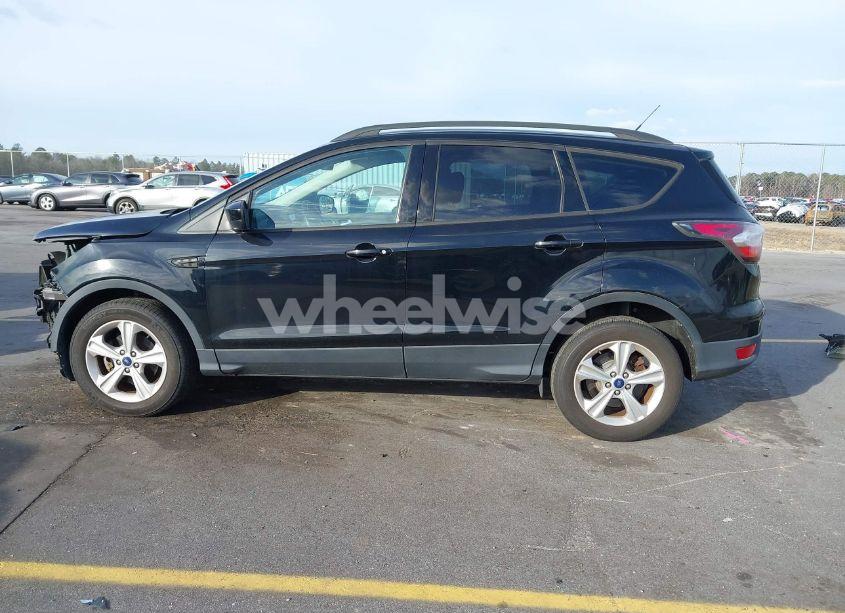 Photo 15 of 2017 Ford Escape SE (VIN 1FMCU0GD8HUA57458)