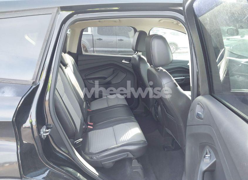 Photo 8 of 2017 Ford Escape SE (VIN 1FMCU0GD8HUA57458)