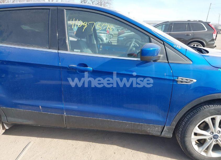 Photo 14 of 2017 Ford Escape SE (VIN 1FMCU0GD8HUB51081)