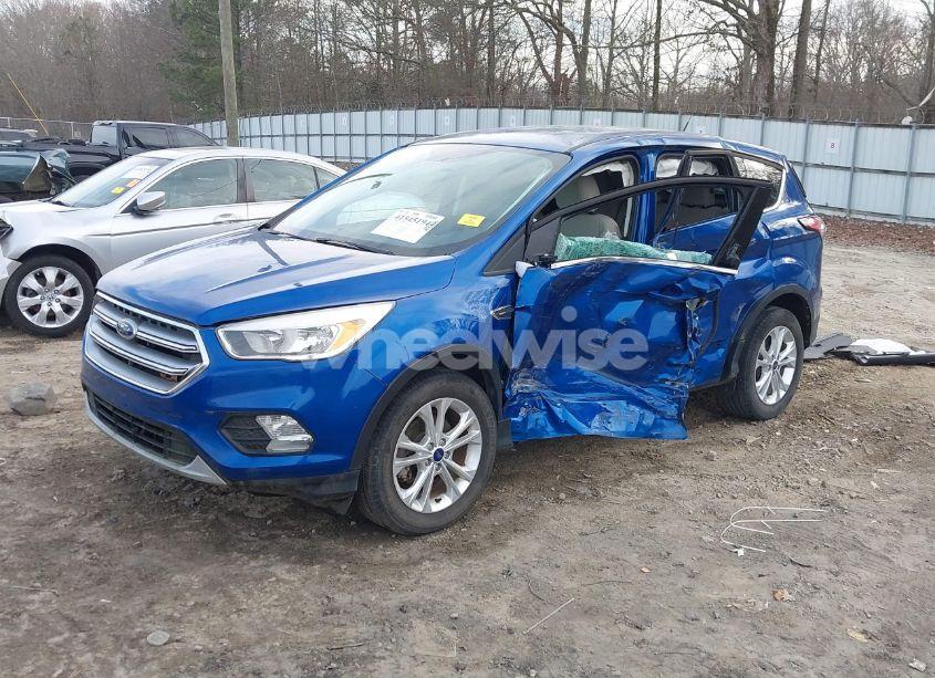 Photo 2 of 2017 Ford Escape SE (VIN 1FMCU0GD8HUB64784)