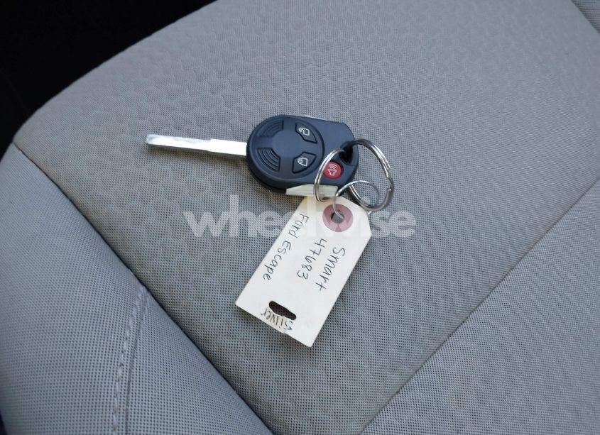 Photo 11 of 2017 Ford Escape SE (VIN 1FMCU0GD8HUB86056)