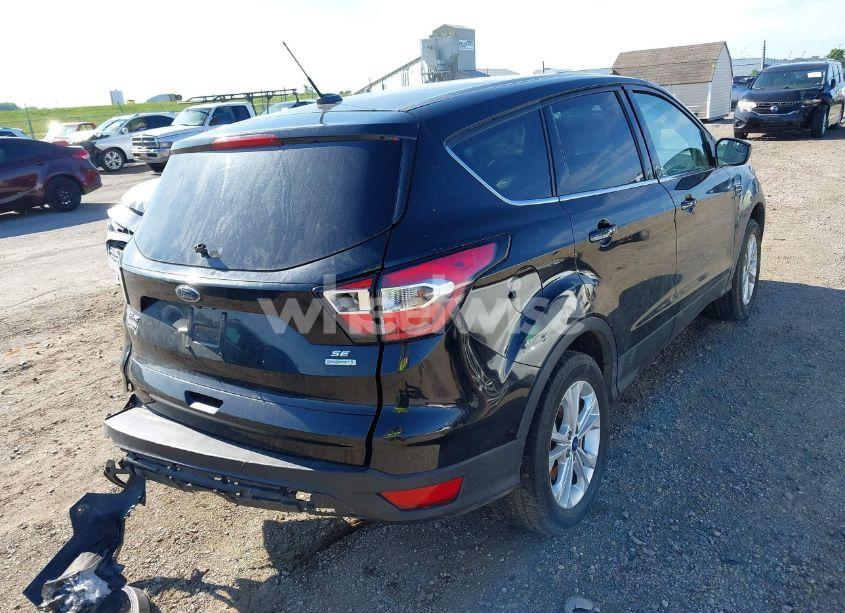 Photo 4 of 2017 Ford Escape SE (VIN 1FMCU0GD8HUB99096)