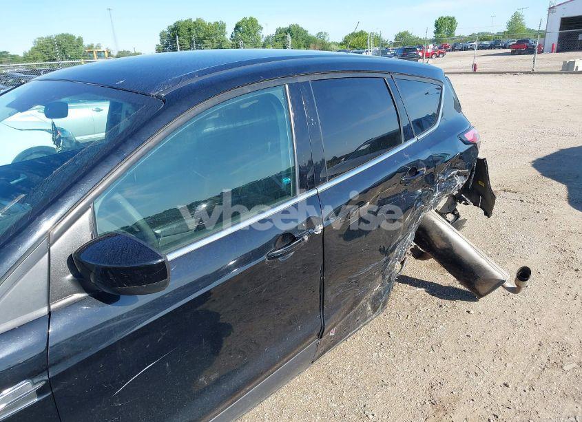 Photo 6 of 2017 Ford Escape SE (VIN 1FMCU0GD8HUB99096)