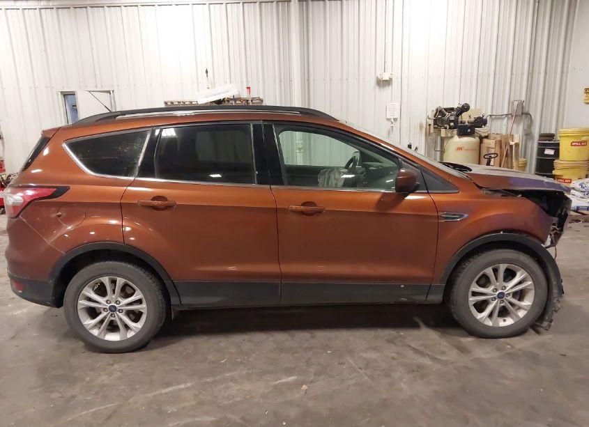 Photo 14 of 2017 Ford Escape SE (VIN 1FMCU0GD8HUC12171)
