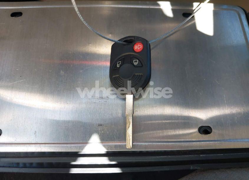 Photo 11 of 2017 Ford Escape SE (VIN 1FMCU0GD8HUC47745)