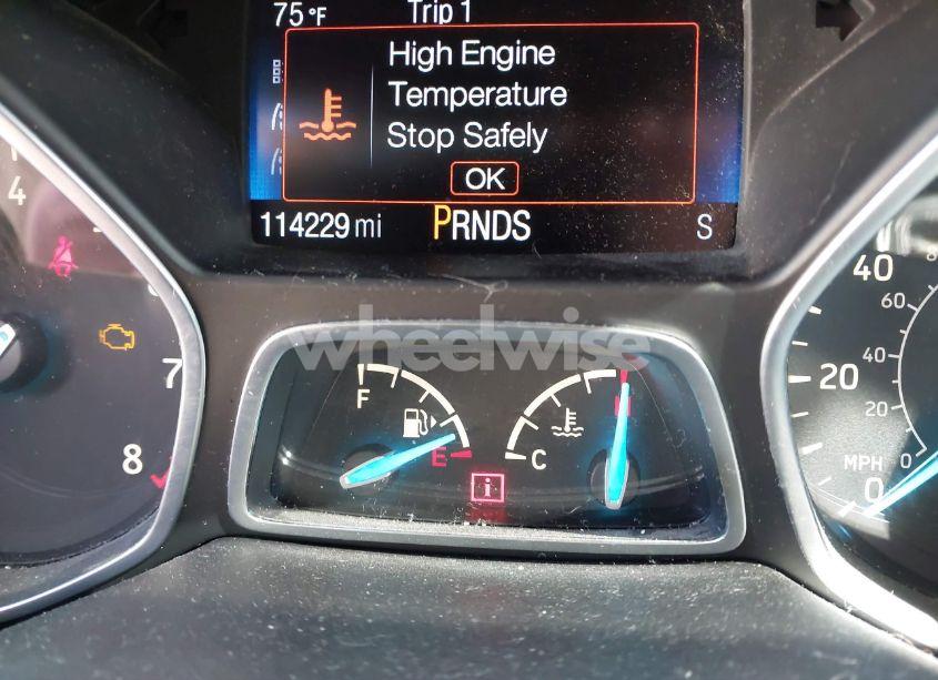 Photo 15 of 2017 Ford Escape SE (VIN 1FMCU0GD8HUC64271)