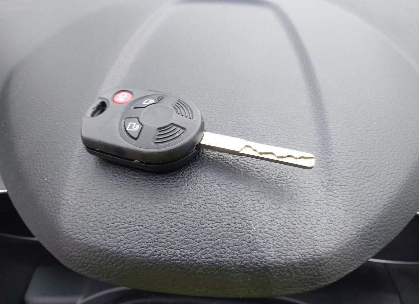 Photo 11 of 2017 Ford Escape SE (VIN 1FMCU0GD8HUD11105)