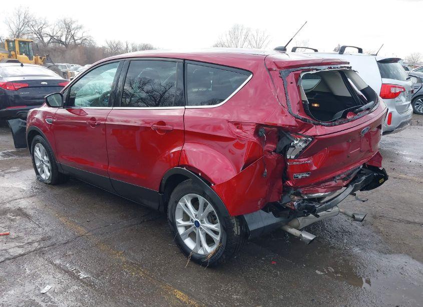 Photo 3 of 2017 Ford Escape SE (VIN 1FMCU0GD8HUD11105)