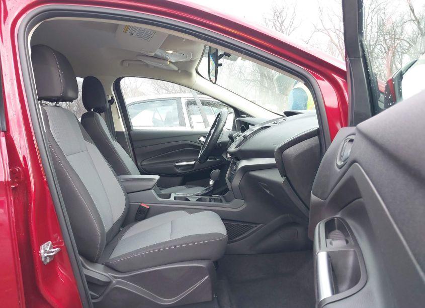 Photo 5 of 2017 Ford Escape SE (VIN 1FMCU0GD8HUD11105)