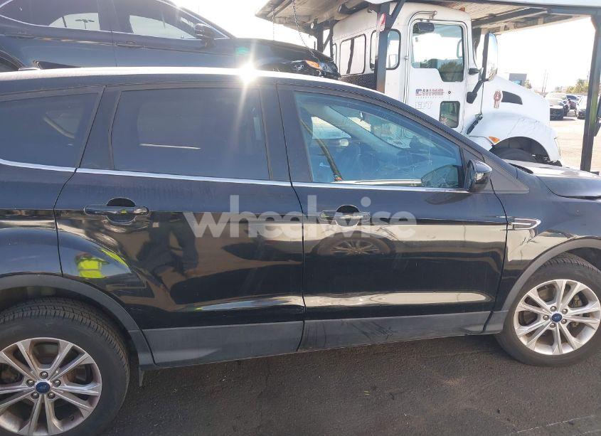 Photo 13 of 2017 Ford Escape SE (VIN 1FMCU0GD8HUD54133)