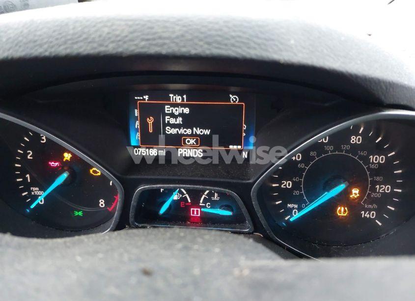 Photo 7 of 2017 Ford Escape SE (VIN 1FMCU0GD8HUD71949)