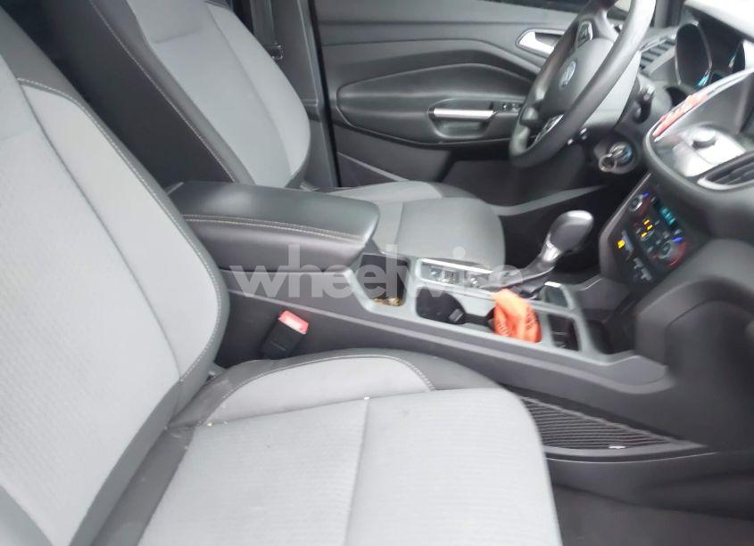 Photo 5 of 2017 Ford Escape SE (VIN 1FMCU0GD8HUE27467)